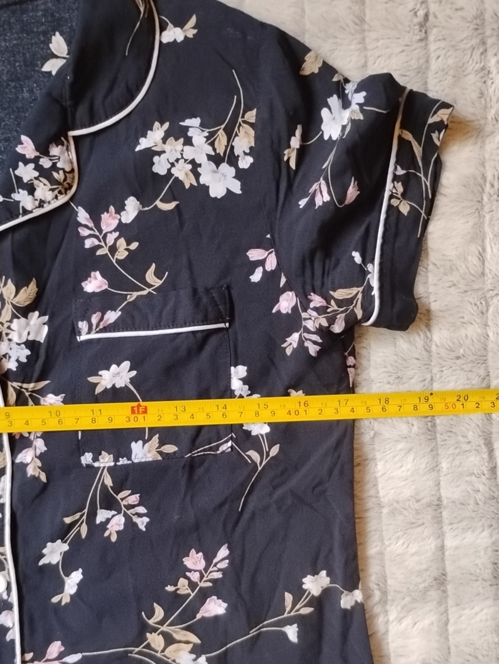Black Floral Short Pajama Set with White Piping - Picture 7 of 11